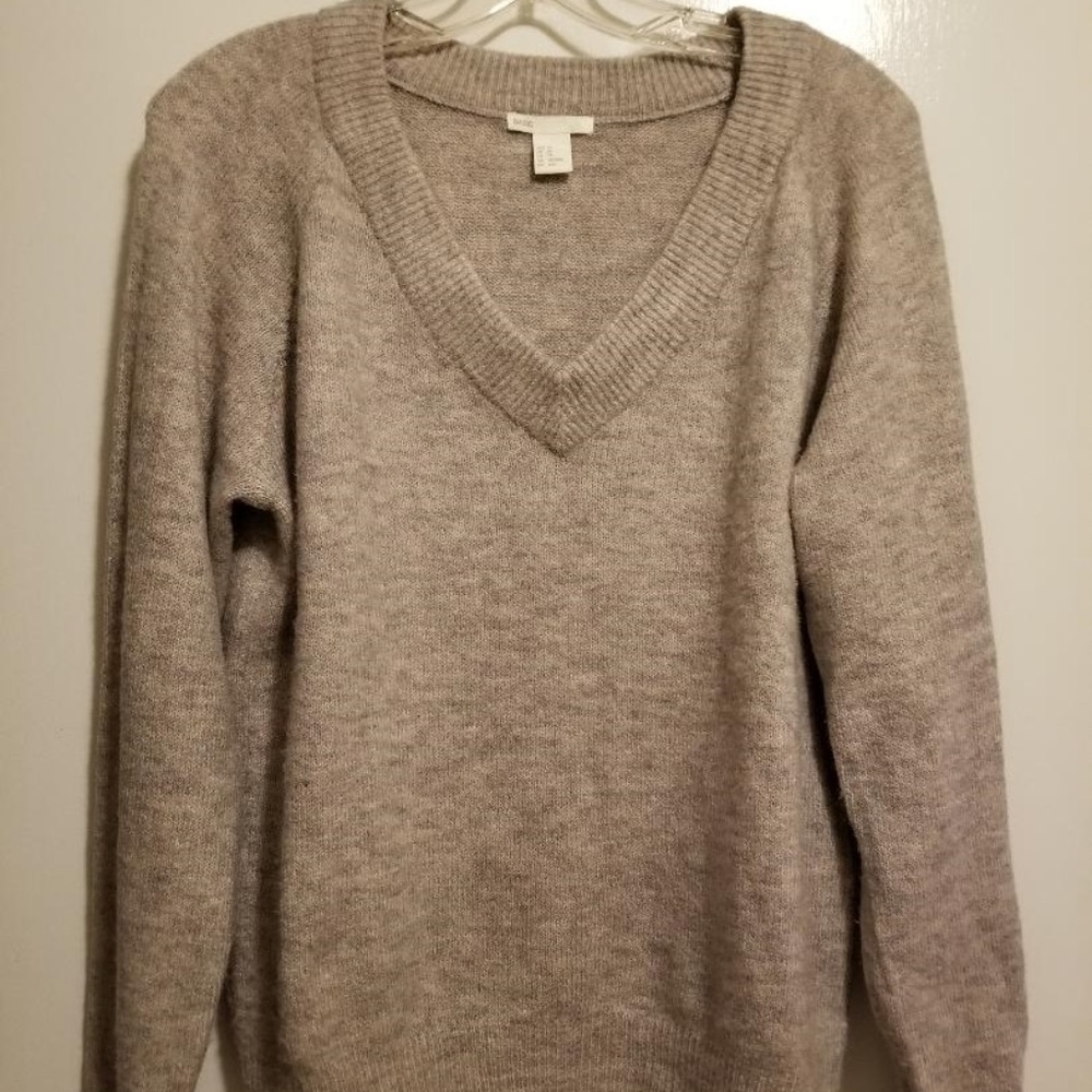 H&M V-neck Sweater XS or Small